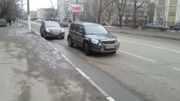 часто наблюдая мастеров парковки.
некоторые паркуются так