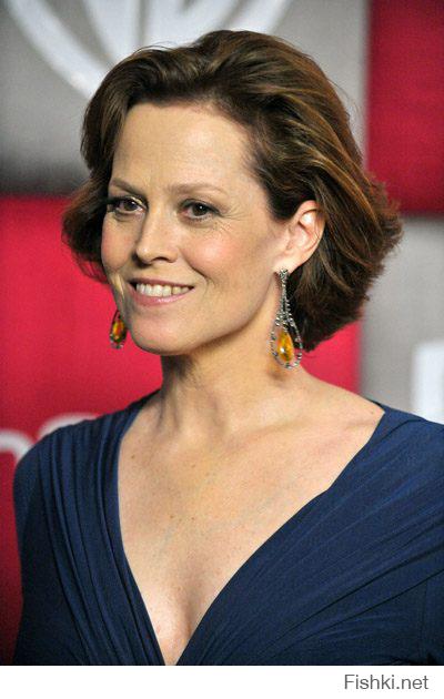 Сигу́рни Уи́вер (англ. Sigourney Weaver; наст. имя Сью́зен Алекса́ндра Уи́вер, англ. Susan Alexandra Weaver; род. 8 октября 1949, Нью-Йорк, США) — американская киноактриса, трижды номинировавшаяся на премию «Оскар». Обладательница премий «Золотой глобус» и BAFTA.

Я обожаю эту харизматичную актрису