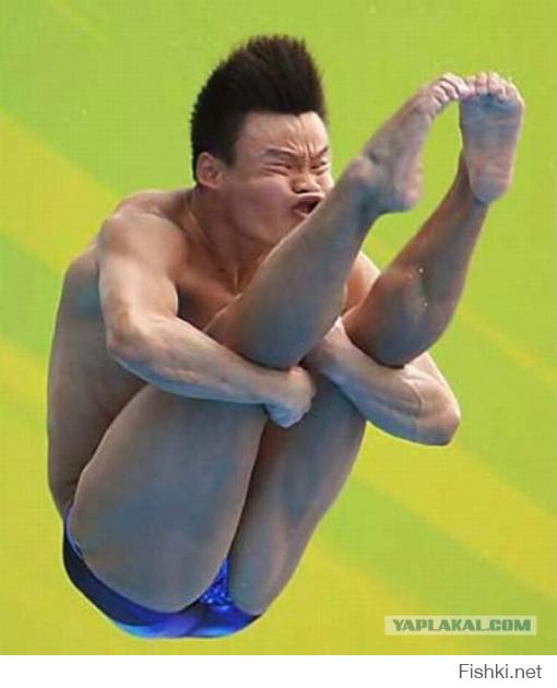 А соревнования прыгунов в воду с трамплина вообще кладезь :)