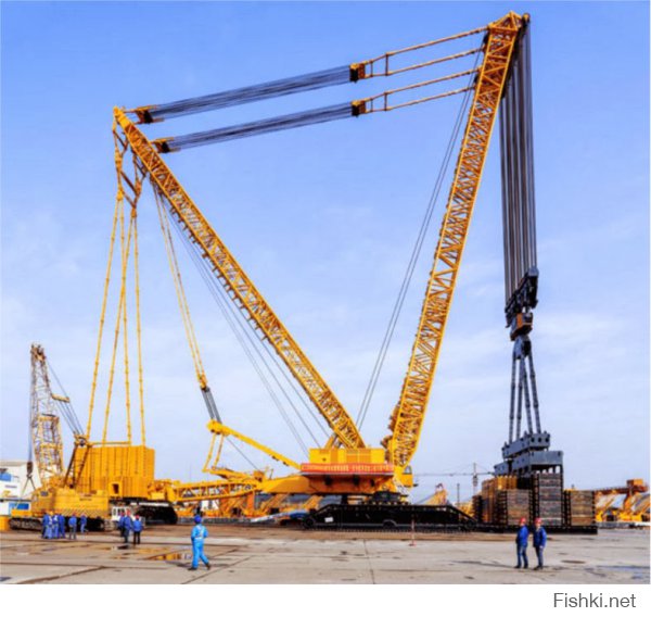 китай, 4000 тонн XCMG XGC88000 Crawler Crane (4,000 Ton) - World Largest Crawler Crane
а с либхером опять мимо