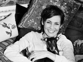 На Сандру Баллок похоже.