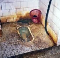 ну это ведь их работа, вы ужаснетесь на что уборщицы ради своей работы.