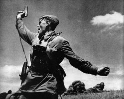 Это лица тех,благодаря кому мы ЖИВЕМ,ходим по РОДНОЙ земле,по СВОЕЙ земле,благодаря кому мы гордо поднимаем свой ФЛАГ  в своей стране!...это лица тех кто отложил свою жизнь ради наших жизней...Вечная честь и хвала солдатам отдавшим годы своей жизни ради нас...
Ребят,посмотрите видео эти,по моему одни из лучших соц. роликов о ветеранах.