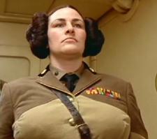 Уникальный арт-проект показал, что скрывается за униформой 