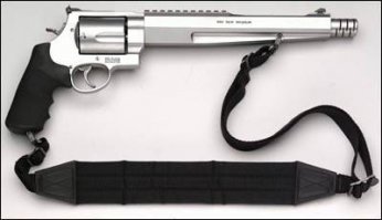 Свинью из Smith & Wesson Model 500 валили. Там вообще история мутная: