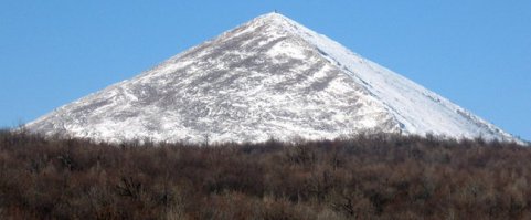Сербия, пирамида