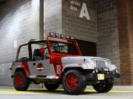 А как же Jeep Wrangler "Jurassic Park" (YJ) '1993 из
фильма "Парк Юрского Периуда"