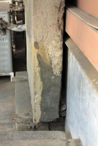 Вот как с этим быть? Где ремонт, где реставрация, где бетон?