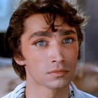 Коренев мне кота из шрека напомнил...