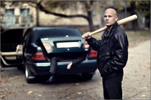 Нарушать после отмены смертной казни стали больше. По статьям, тянущим на вышку. Что как бы намекает.