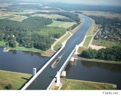 Удивительное инженерное решение для соединения двух озер (8 фото)