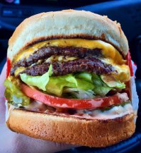 Ощущение что он хочет меня съесть.