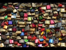 Стена Плача в Иерусалиме. Предпасхальная уборка