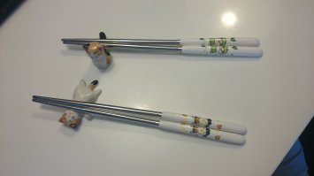 Что-то мне эти фигурки напонюминают..