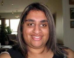 Если бы она была старшая дочерью президента Азербайджана, тоже была бы самой красивой!