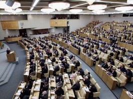 Вот кто занимается бесполезными делами и еще за счет государства! А этот дед за свои деньги все делал, и не кого не просил и ты не в праве обсуждать что он делал!