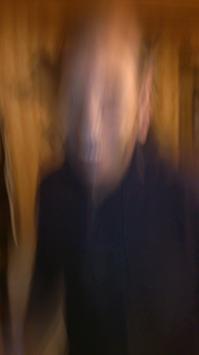 а вот что бывает когда человек покачает головой...)))