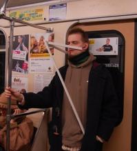 Кабель-канал копейки стоит. Никогда не запутаются.