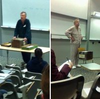 Пижама сине-черная или бело-золотая? )))