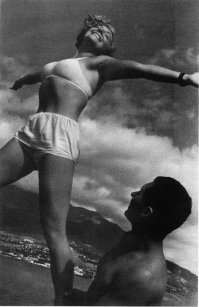 Мне нравится! Даже с современной точки зрения. Прям, ваще-ваще