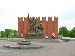 У меня прадед погиб под Москвой в его честь в том числе....