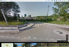 Господа, я нашел это место. Дорожка на которую поворачивал головастик. До того, как положили асфальт на трассе вообще сплошная была ))