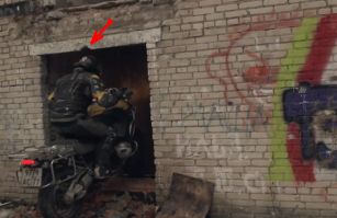 Точняк, он там не первый )