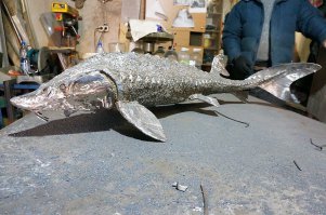 А у нас в Волгограде такой уникальный человек живет,одни из его скромных работ.