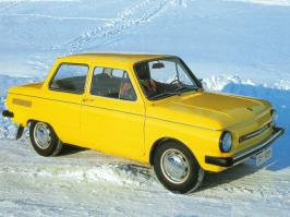 у меня ЗАЗ 968 вчера угнали в самом центре Москвы,я ж не плачу,на фото моя лайба,ая в командировке в Антарктиде,снег убираю.....один,ссылка как у Ленина  хуле)))