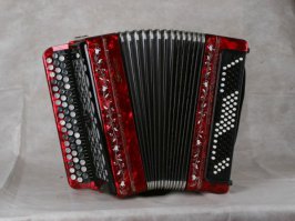 сыграй нам на гармошке