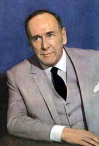 Надоел этот  <span style='color:gray'>[мат]</span> с его плиятскими анекдотами