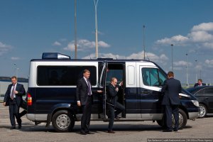 какой 140, какой 220...
в гараже ФСО давно 221 трудится, а так же 3 спринтера