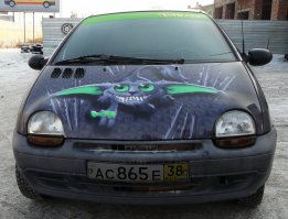 :) Я ничего не хочу сказать, но 75% тут не аэро - а винилография. Т.е. рисунок подготавливается в фотошопе, потом печатается на пленке и уже наносится на авто.  Это просто одно из направлений нашей деятельности, ну вкратце как-то вот так.