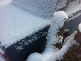 Долго я страдал от этих "сосунов"! потом придумал)