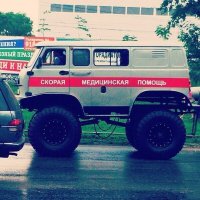 У нас подобное видел,тока в зеленке и стремя осями