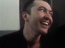 Щенята  с игрушками