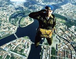 Слава Десантуре! Девчата красавицы, а голубой берет на их головушке, как нимб! Почему, блин, когда я служил, таких красавиц у меня в части не было......было старая и злая женщина-старший прапорщик (название уже страшно!), заведовала столовой.....эх!