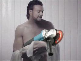 И дочь его болгарка.