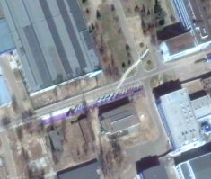 — Лучшее — детям! 
— Американским! :)

Помню, горжусь - батька мой руку приложил к этой вундервафле, Х-35.

Аллея Славы бывшего "кастрюльного завода", а ныне корпорации "Смерть пиндосам"... :)