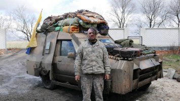 Доброе дело делает дядька Шойгу!

"Настоящий воин" смотрит на Тайфун, как на гавно...