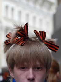 Осквернителей георгиевской ленты может ждать тюрьма 