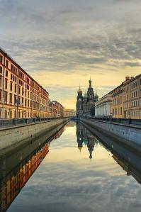 в 2008, когда фоткать начинал, попалось однажды настоящее зеркало