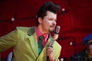 У них хоть есть он! А у нас ? С днем РОЖДЕНИЯ Джим