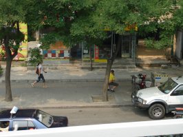 Старых районов и трущоб полно, 2012 г. недалеко от центра например