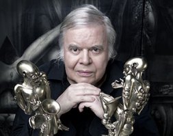 Ганс Рудольф Гигер тоже не плохой художник немного другого жанра!Светлая память!Работы Гигера выполнены в жанре фантастического реализма. Также его стиль многие художники называют некро-готикой, биомеханикой, а подстили — эротомеханикой.