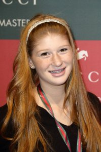 про дочь Билла Гейтса - фейк. На фото актриса Рейчел Ли Кук
вот его старшая дочь