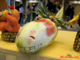 Как из арбуза сделать прикольную морду