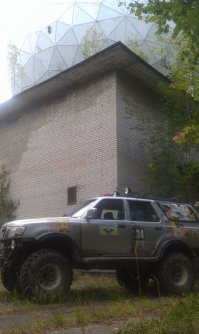 Да, заброшено много... Вот еще два "шара".