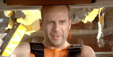 Ничего удивительного нет, это такси Корбена Даллеса из пятого элемента.