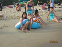 шенчжень - довольно чистеньно.
китайцыправда любят мусорить - но тампляж убирают.
он бесплатный кста